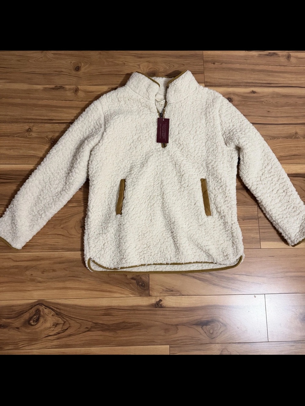 Women’s Cream Sherpa Pullover Jacket